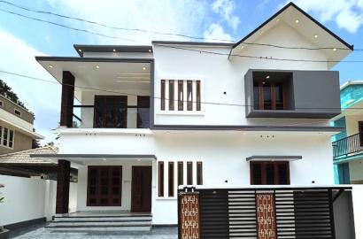 4 BHk